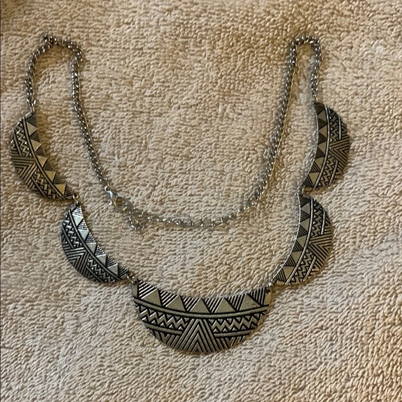 Source Unknown Jewelry - Geometric Silver Necklace NWOT